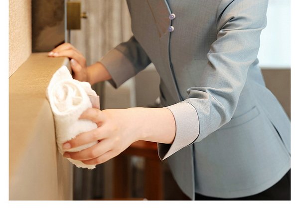 Women’s Cold-Weather Crossover Housekeeping Tunic Women’s Cold-Weather Crossover Housekeeping Tunic - additional product view