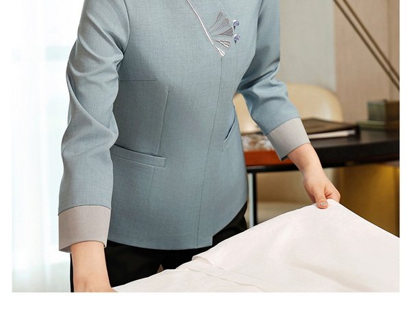Women’s Cold-Weather Crossover Housekeeping Tunic - additional product view
